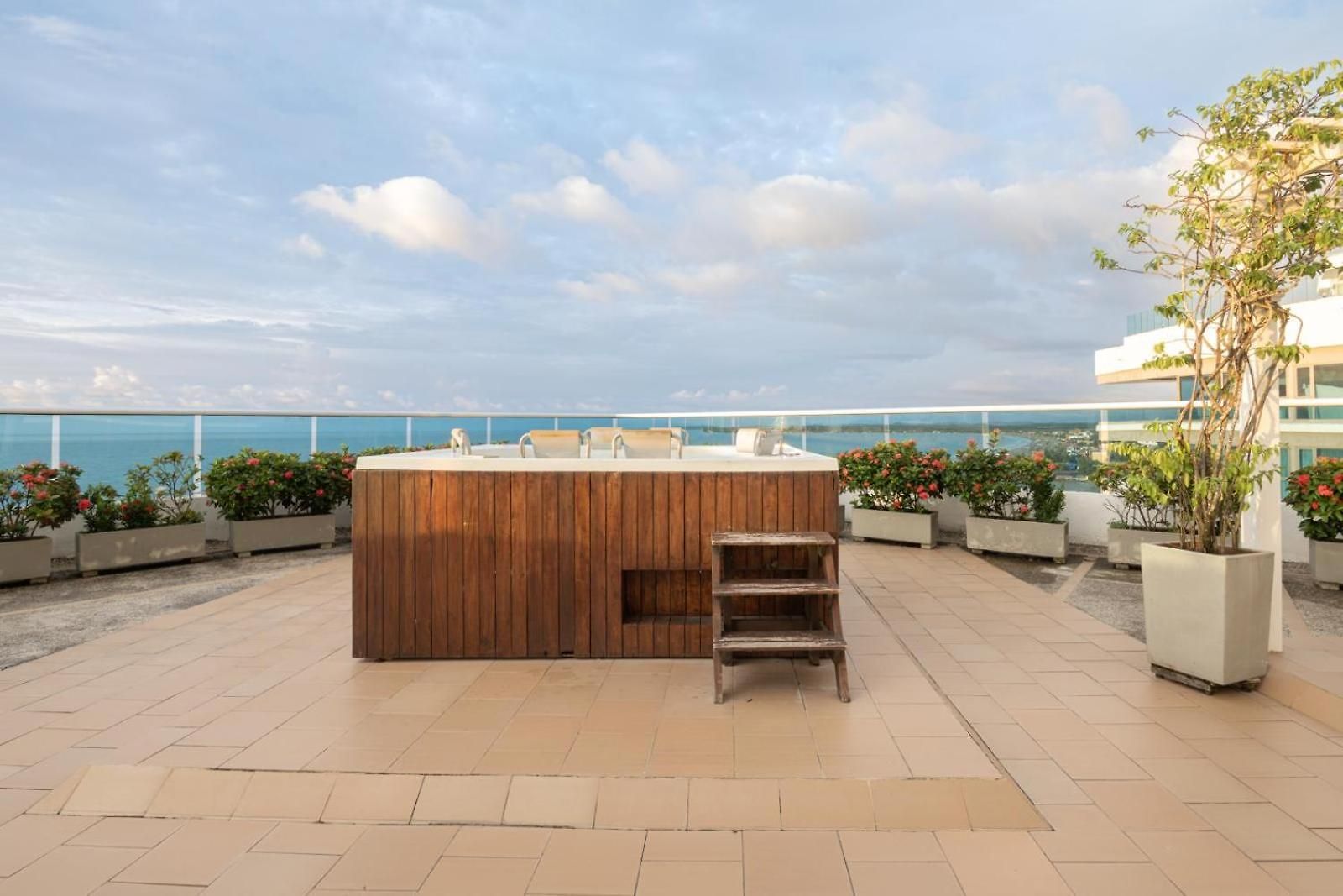 Apartamento Sunshine 503 Beautiful Seaview 2beds2bath W Ac Front