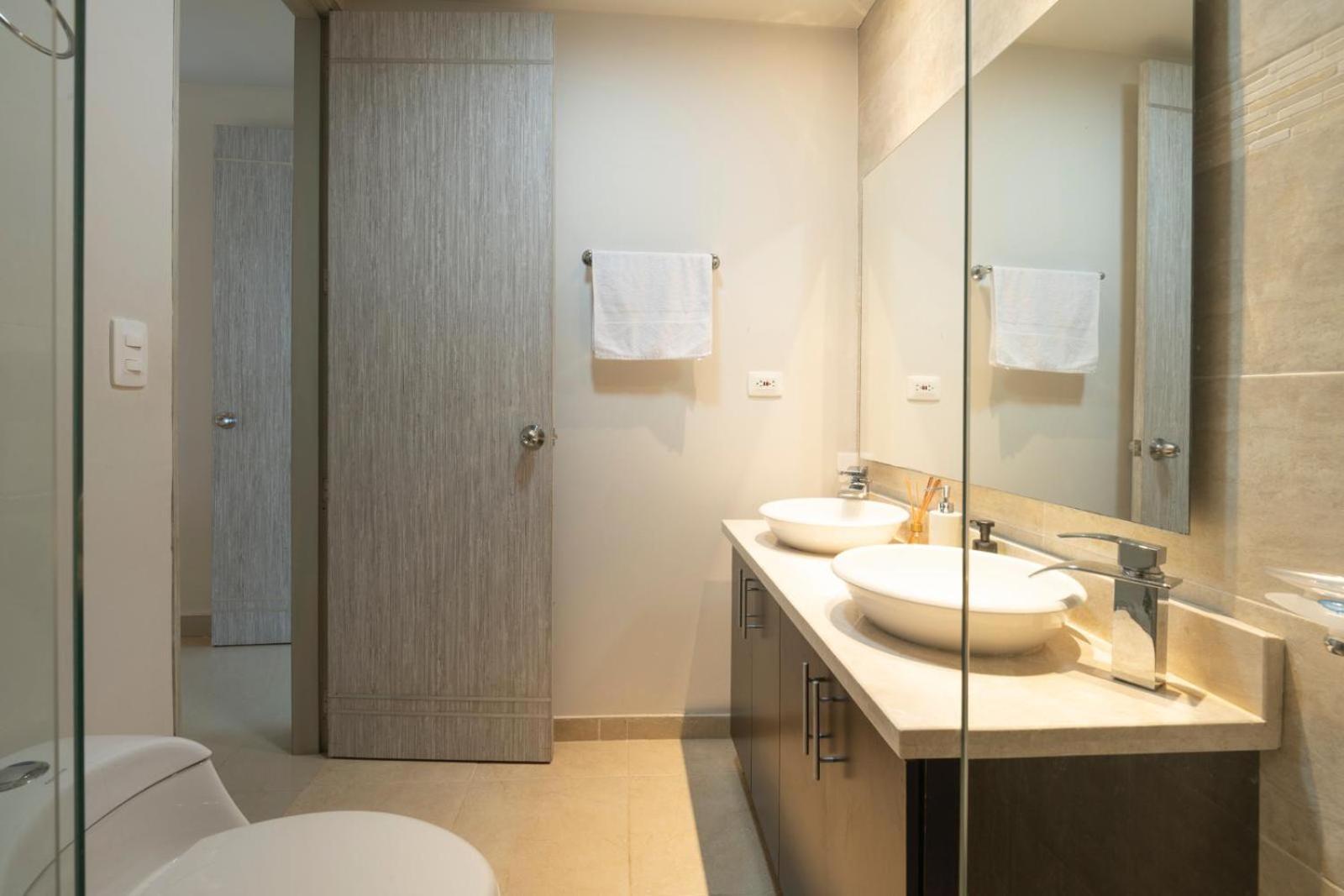 Sunshine 503 Beautiful Seaview 2beds2bath W Ac Front Apartment Cartagena