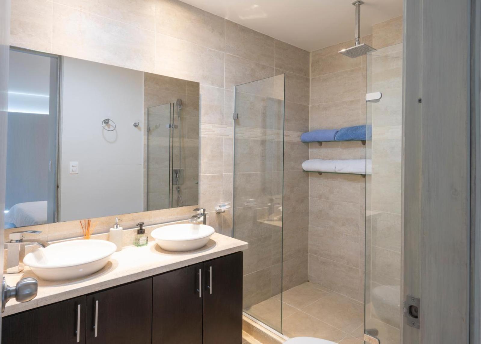 Apartment Sunshine 503 Beautiful Seaview 2beds2bath W Ac Front *